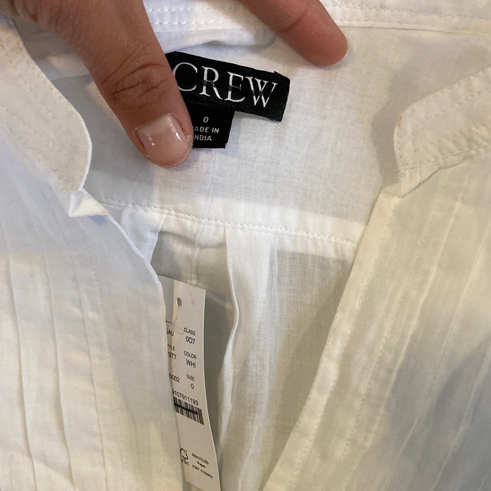 J. Crew Pintuck‎ top in cotton voile Size 0 Crisp White Casual Button Down Shirt - Picture 3 of 7